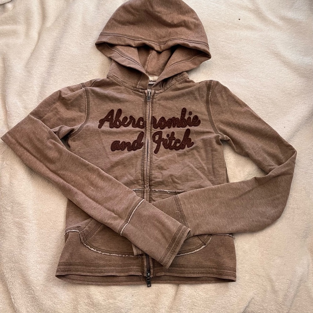 Y2K Abercrombie & Fitch Tan Sweatshirt